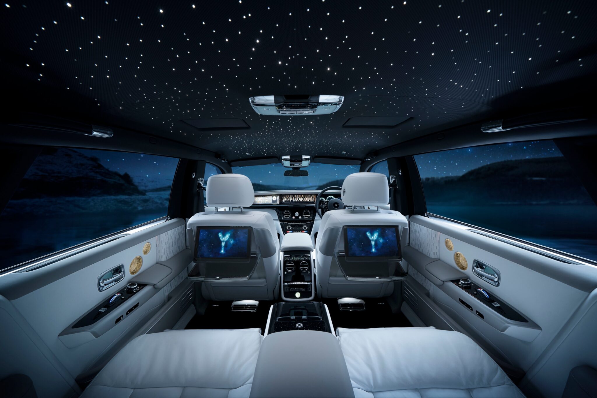 London,,Uk-,October,18,,2021:,The,Interior,Of,A,Rolls-royce