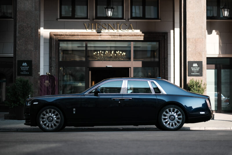 Riga,,September,2018,-,New,Rolls-royce,Phantom,Luxury,Car,Is