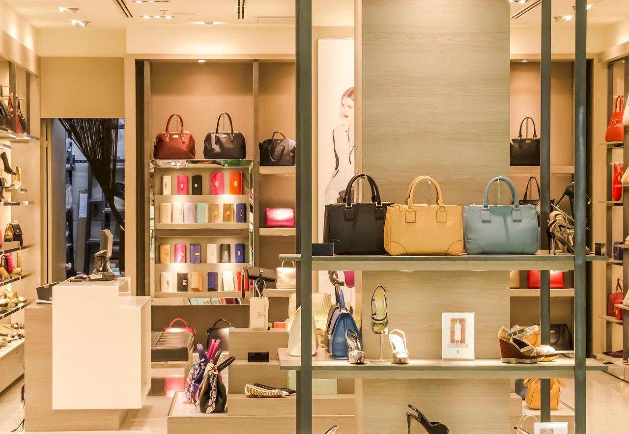 luxury shopping Bicester Village