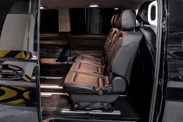 Mercedes v class for airport transfers